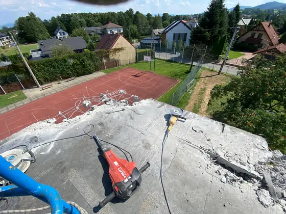 Wyburzanie budynku w pyle - KUBAR Bielsko-Biała