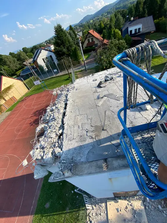 Młot hydrauliczny na koparce - KUBAR Bielsko-Biała