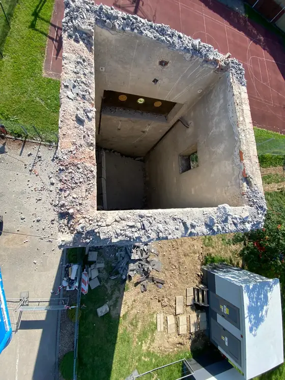 Wyrównanie terenu po rozbiórce - KUBAR Bielsko-Biała
